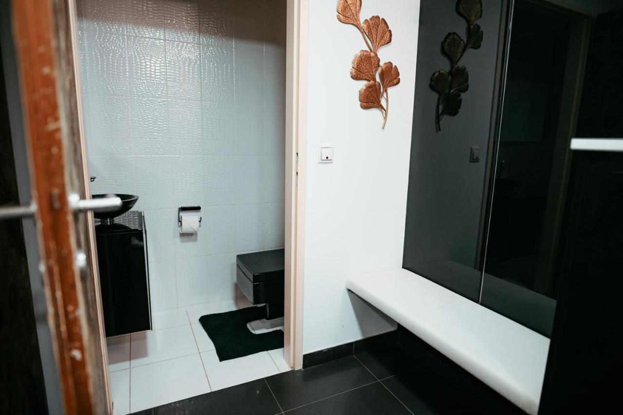 Vip Vienna Shopping Center 5 Appartment Dış mekan fotoğraf