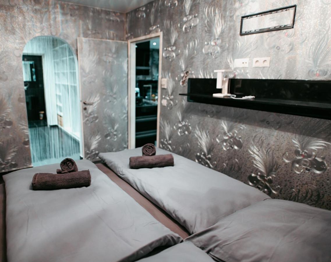Vip Vienna Shopping Center 5 Appartment Dış mekan fotoğraf